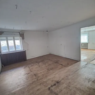 8-Zimmer-Gewerbeimmobilie kaufen in Korneuburg – 200 m², € 299.000 – Bild 17 von 35