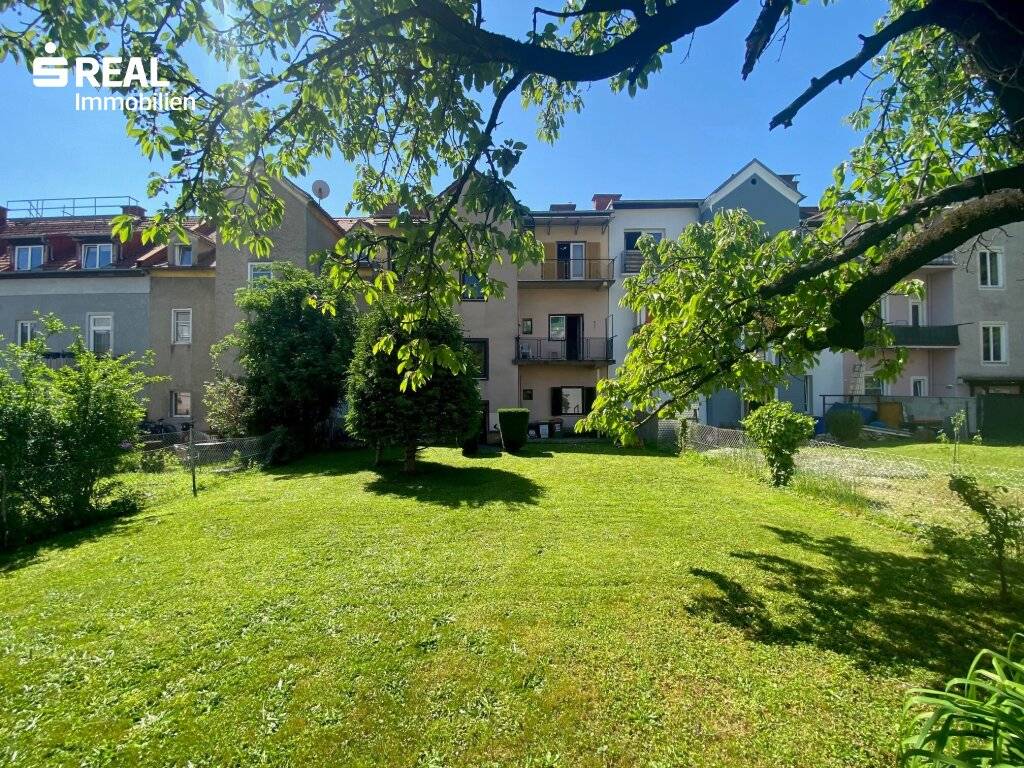 Mehrfamilien Stadthaus mit Garten - Ansicht 2