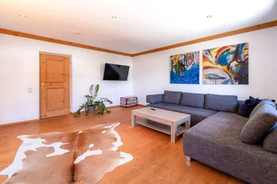 2-Zimmer-Wohnung mieten in Kitzbühel – 68 m², € 2.585 – Bild 3 von 6