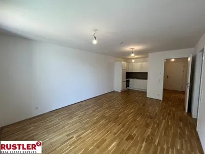 Moderne und geräumige 2-Zimmer-Wohnung mit Balkon – Bild 2