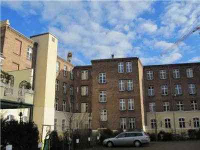 Gewerbeimmobilie mieten in Wien – 298 m², € 5.763