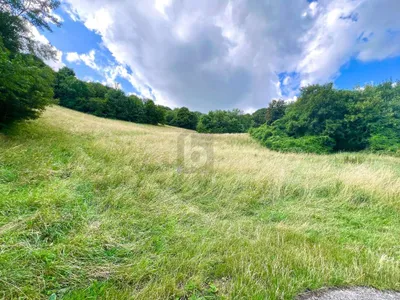 Grundstück kaufen in Tulln – 1 094 m², € 49.000