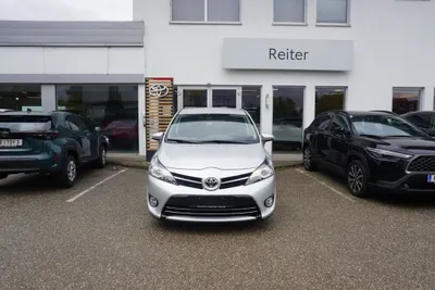 Toyota Verso 1,6 D-4D *7-SITZE*AHK*KAMERA*