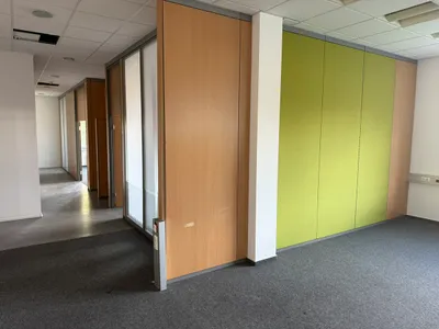 Gewerbeimmobilie mieten in Vöcklabruck – 240 m², € 1.200 – Bild 4 von 11