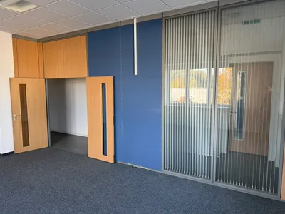 Gewerbeimmobilie mieten in Vöcklabruck – 240 m², € 1.200 – Bild 7 von 11