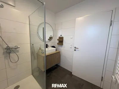 2-Zimmer-Wohnung mieten in Gmunden – 52 m², € 943 – Bild 9 von 11