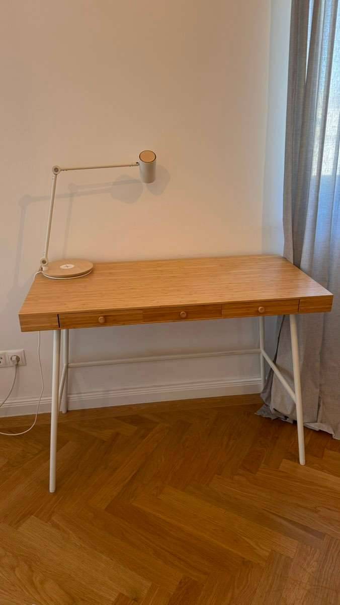 Schreibtisch Bambus Ikea Lillasen,  80,- (1090 Wien) - willhaben
