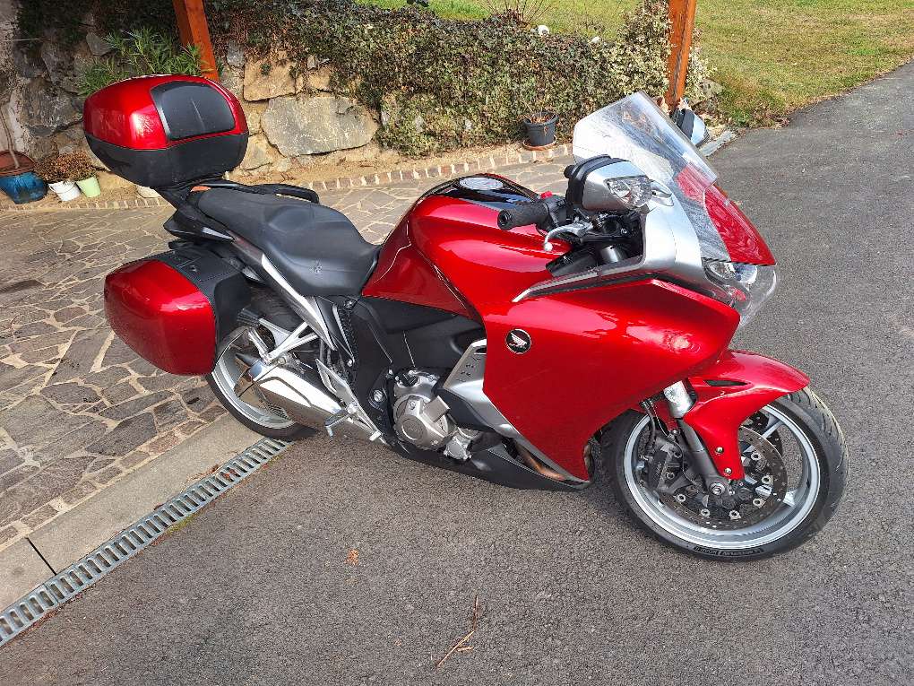 Honda VFR Honda VFR 1200 DCT Tourer