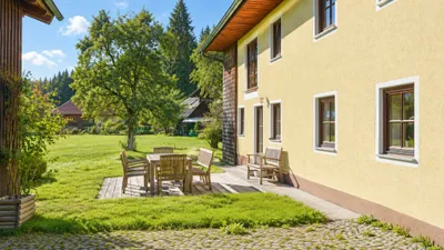 7-Zimmer-Haus mieten in Vöcklabruck – 250 m², € 2.500