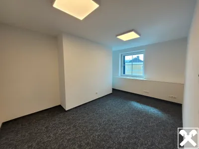 Gewerbeimmobilie mieten in Grieskirchen – 120 m², € 346 – Bild 2 von 4