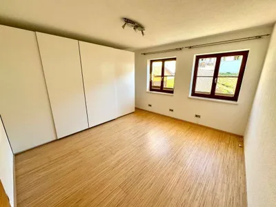 3-Zimmer-Wohnung mieten in Innsbruck-Land – 125 m², € 2.490 – Bild 9 von 14