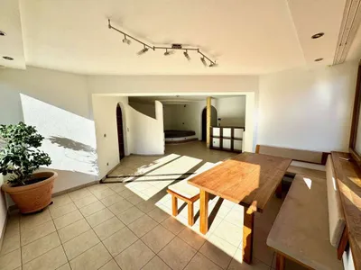 3-Zimmer-Wohnung mieten in Innsbruck-Land – 125 m², € 2.490 – Bild 2 von 14