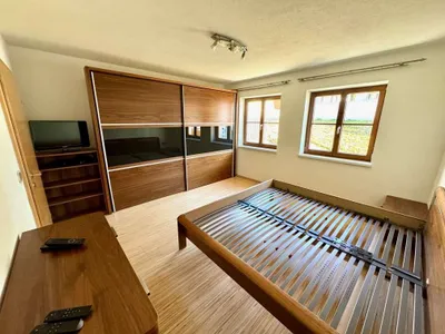 3-Zimmer-Wohnung mieten in Innsbruck-Land – 125 m², € 2.490 – Bild 8 von 14