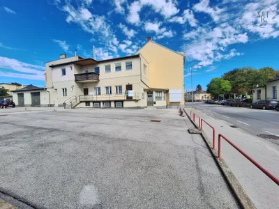 6-Zimmer-Gewerbeimmobilie mieten in Baden – 240 m², € 2.400
