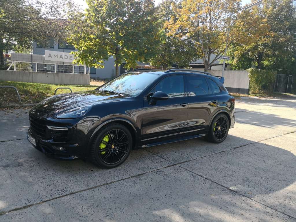 Porsche Cayenne 3.0 262/PS Diesel SUV / Geländewagen