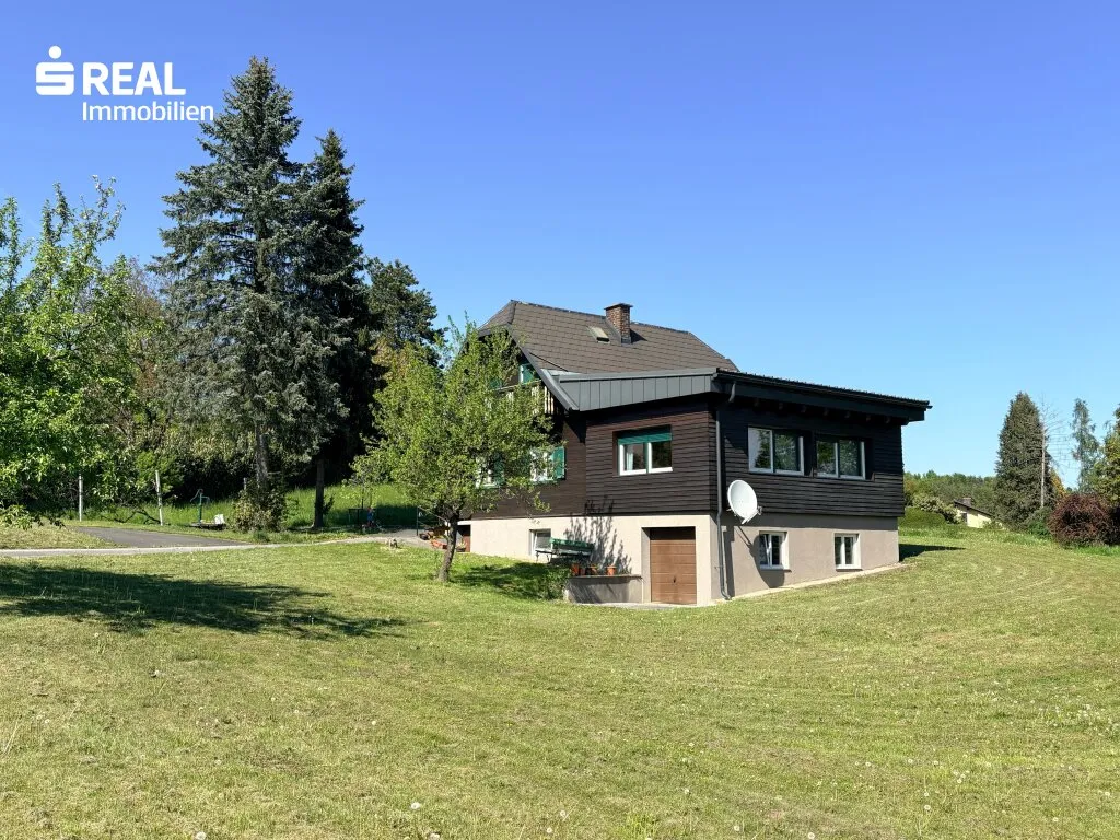Idyllisches Anwesen mit großem, teilbarem Baugrundstück und Nebengebäude in sonniger Wohnlage – pohled 3