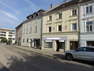 Gewerbeimmobilie kaufen in Wels – 67 m², € 195.000