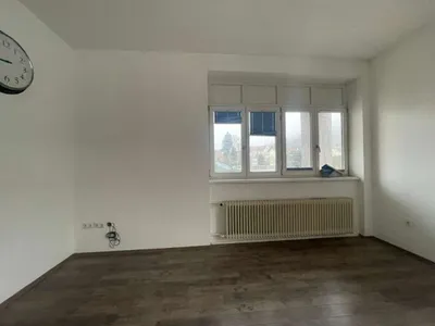 3-Zimmer-Wohnung kaufen in Wiener Neustadt Land – 96,34 m², € 69.000 – Bild 2 von 19