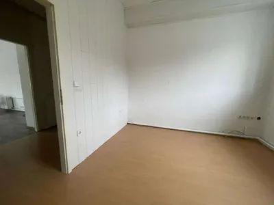3-Zimmer-Wohnung kaufen in Wiener Neustadt Land – 96,34 m², € 69.000 – Bild 11 von 19