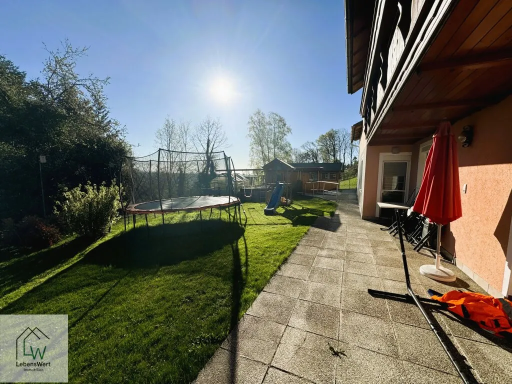 Haus in Ruhelage mit Garten | Garage + Carport | viel Platz | EUR 329.000 - Ansicht 3