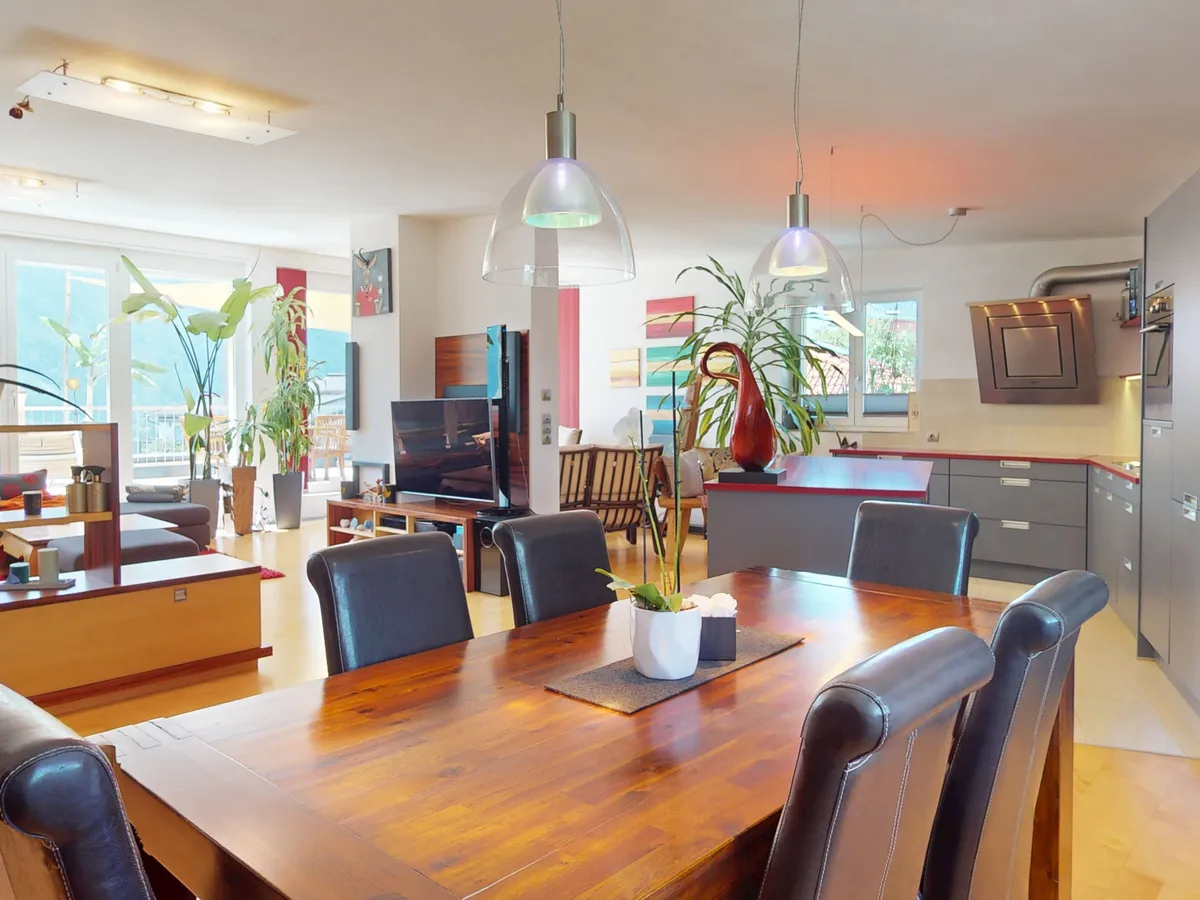 Offenes Wohnen: Maisonette-Wohnung mit Dachterrasse und malerischem Ausblick - Ansicht 3