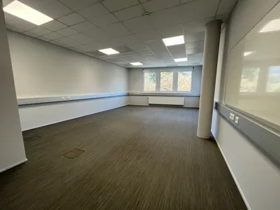 3-Zimmer-Gewerbeimmobilie mieten in Graz – 125 m², € 1.100 – Bild 3 von 7
