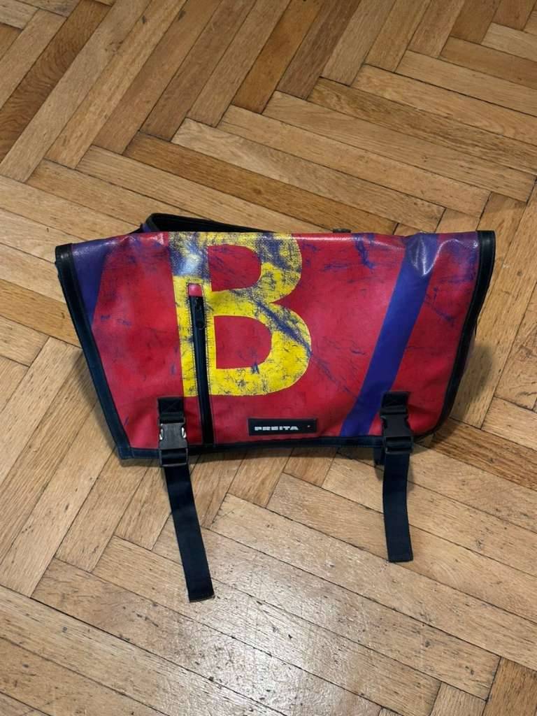 Freitag F17 Joe Messenger Bag Fahrradtasche,  90,- (1180 Wien) - willhaben