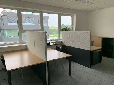 15-Zimmer-Gewerbeimmobilie mieten in Vöcklabruck – 900 m², € 10 – Bild 10 von 13