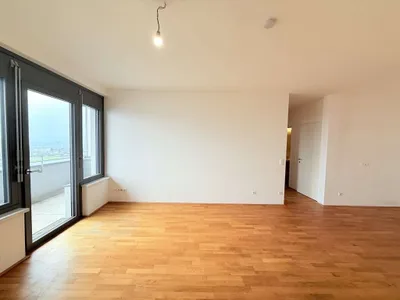 Charmante 2-Zimmer Wohnung mit viel Licht durch Südseite – Bild 2