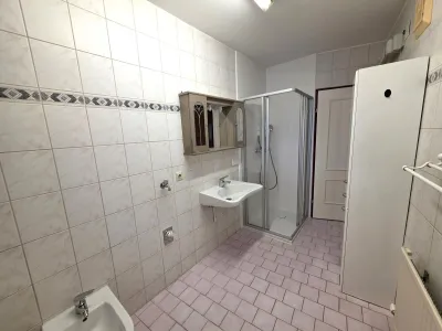 3-Zimmer-Wohnung mieten in Linz – 75 m², € 932 – Bild 8 von 12