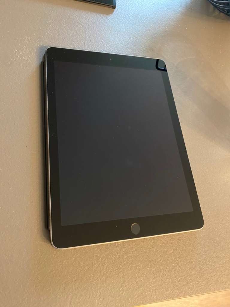 Apple iPad 6th 2024 Generation 32GB