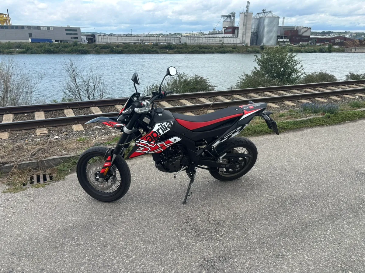 Aprilia SX