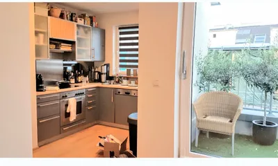 Helle, ruhige Dachgeschosswohnung mit Balkon – Bild 2