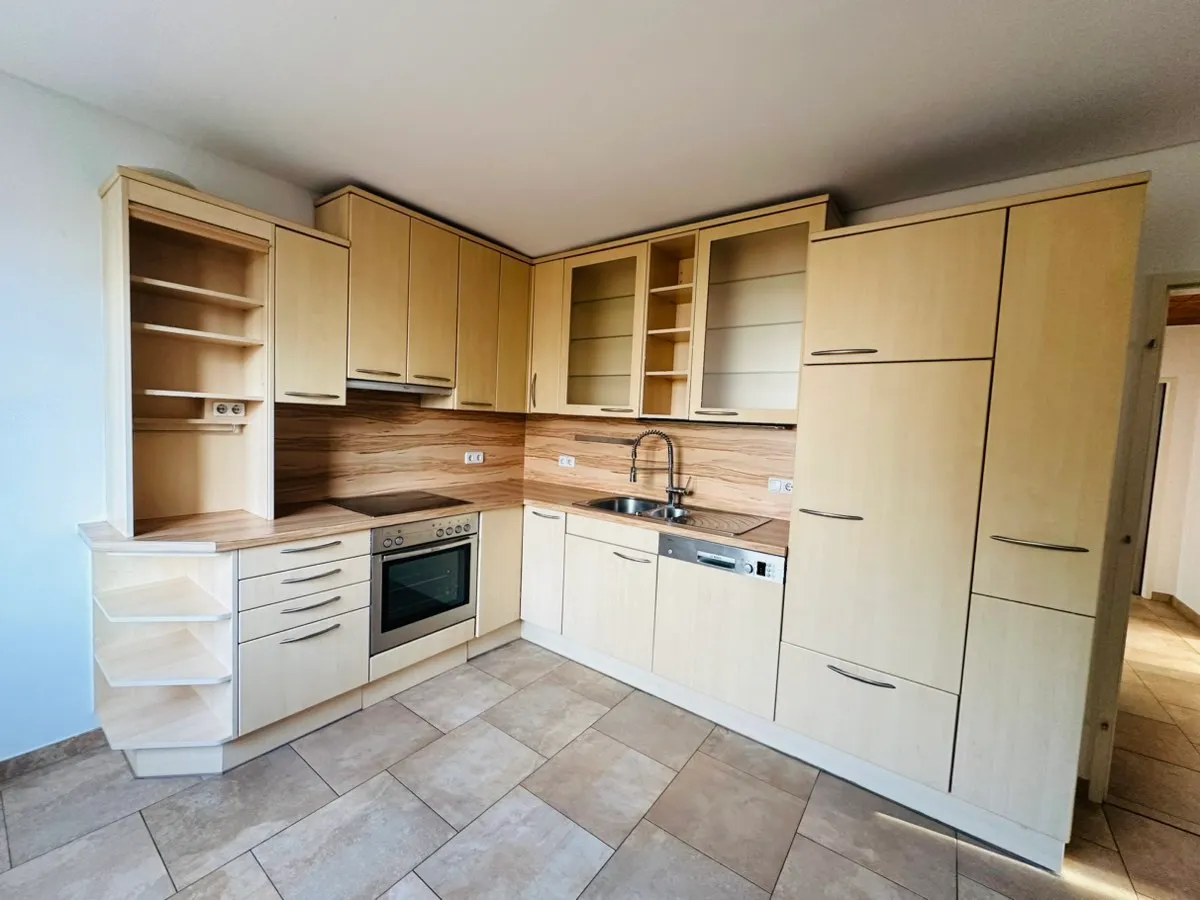 Wohnung mit neurenovierter, schattiger Terrasse im Zentrum von Grieskirchen - Ansicht 2