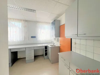 7-Zimmer-Gewerbeimmobilie mieten in Wels – 123 m², € 940 – Bild 9 von 16