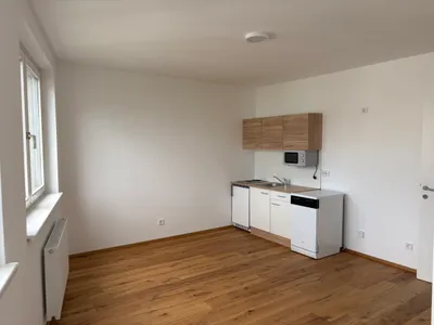 Erstbezug in modernen Wohnhaus – Bild 2