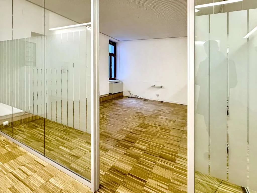 Klimatisiertes, großzügiges Büro in der Mariahilferstraße - Ansicht 2