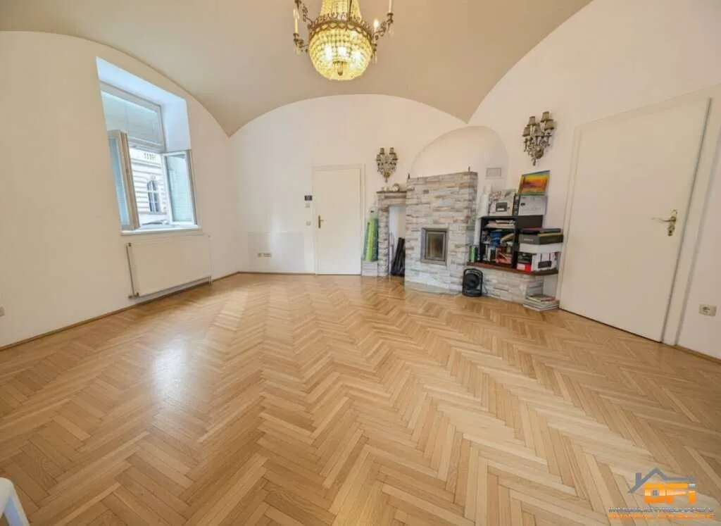 1060 MARIAHILF: Zentral gelegene 3-Zimmer Wohnung mit Altbaucharme - Ansicht 2