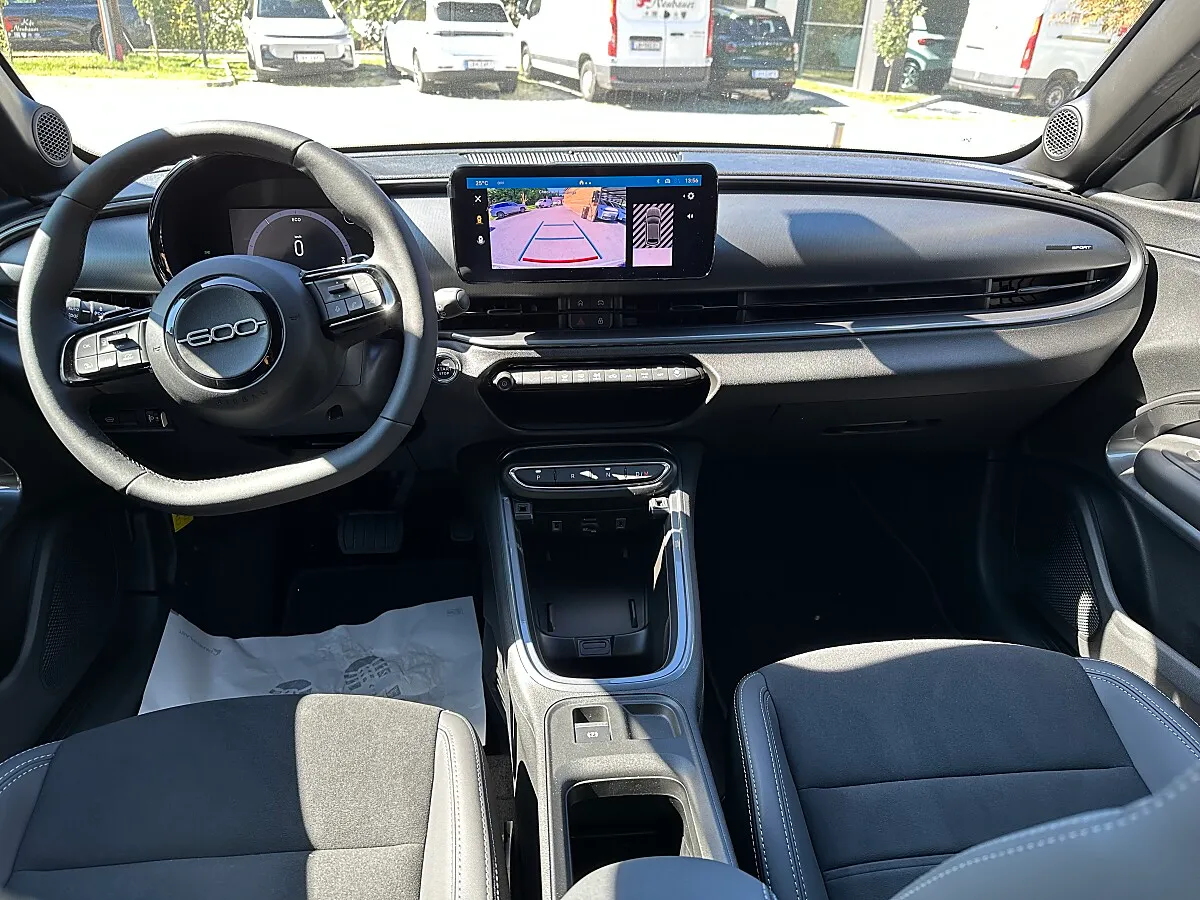 Fiat 600 1.2 Mild-Hybrid Sport Edition – Bild 7