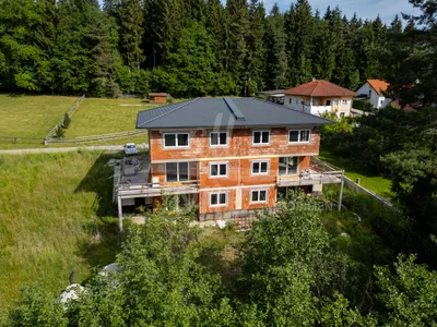 5-Zimmer-Haus kaufen in Feldkirchen – 173 m² – Bild 2 von 11