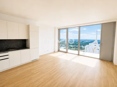 Above Vienna: 36. Floor Living - DC2 Tower: U1 Donauinsel – Bild 2