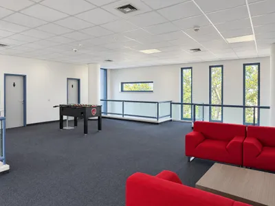 Gewerbeimmobilie mieten in Linz – 815 m², € 7.637 – Bild 5 von 6