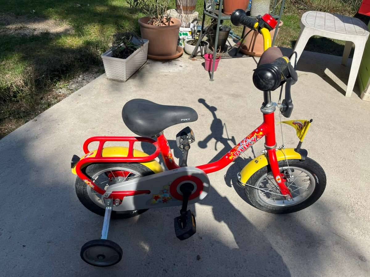 Kinderfahrrad Puky 12 Zoll mit Sttzrdern,  40,- (1110 Wien) - willhaben