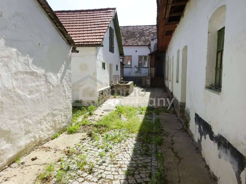 Verlassener ehemaliger Bauernhof mit Stadl!, Auggenthal