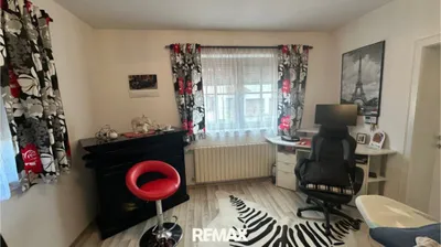 8-Zimmer-Gewerbeimmobilie kaufen in Vöcklabruck – 274 m², € 595.000 – Bild 6 von 38