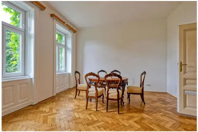 Wohnung in Stadtvilla zu vermieten – Bild 2