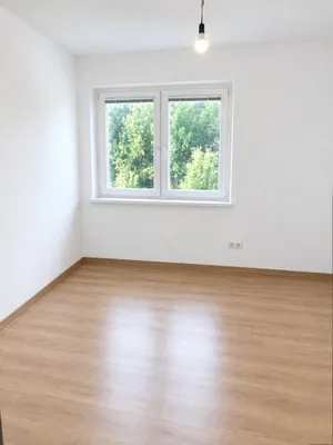 3-Zimmer-Wohnung mieten in Neunkirchen – 75 m², € 785 – Bild 3 von 11
