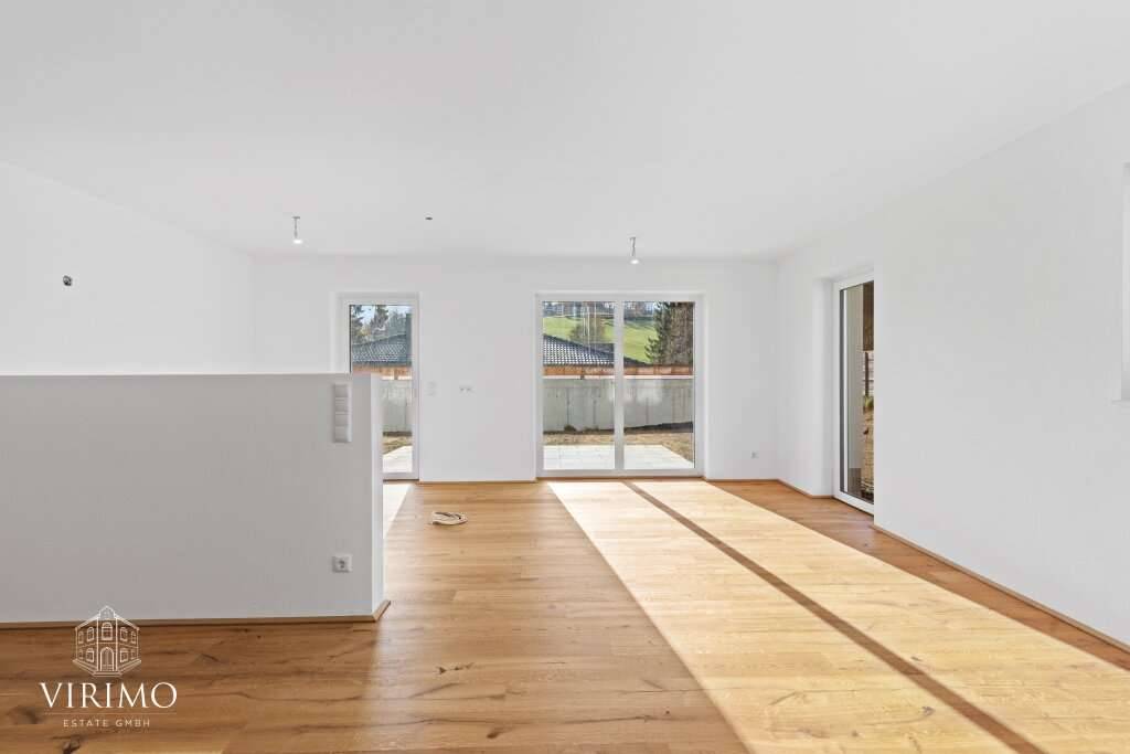Schlüsselfertiges Neubau-Einfamilienhaus mit durchdachtem Grundriss, Terrasse & Garten in Aigen-Schlägl - Ansicht 3