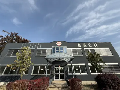 Gewerbeimmobilie mieten in Wien – 2 900 m², € 8 – Bild 2 von 28
