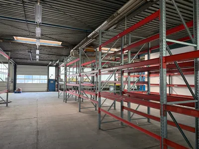 Gewerbeimmobilie mieten in Wien – 2 900 m², € 8 – Bild 26 von 28